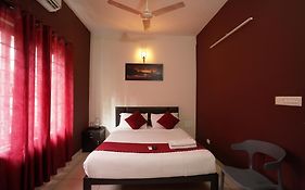 Atmos Inn Calicut Near Aster Mims Hospital